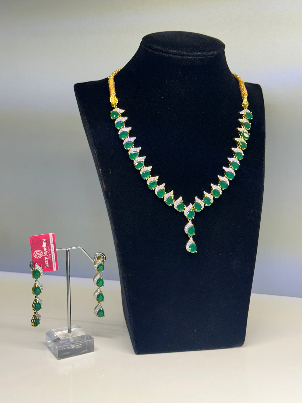EMERALD ELEGANCE SET