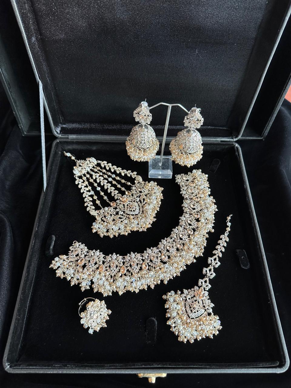 ANAYA SET