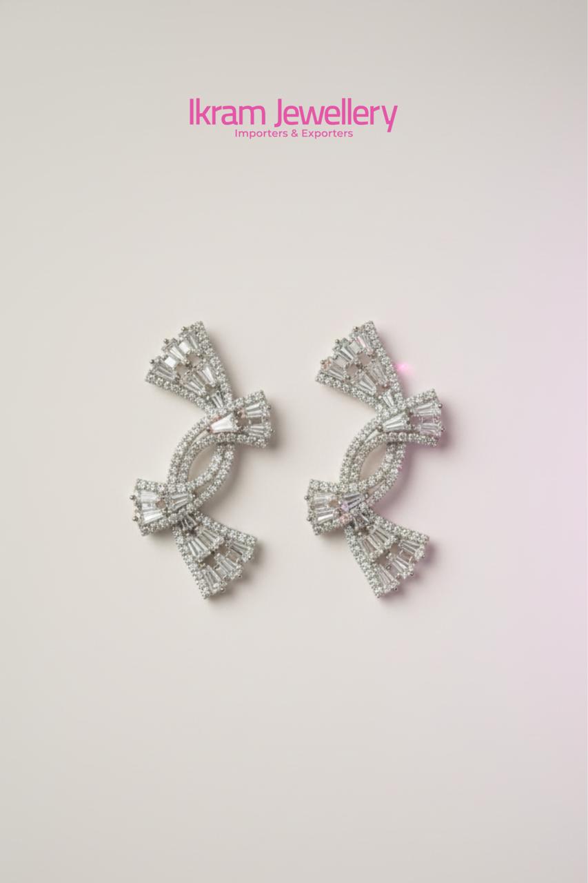 TESSA EARRING
