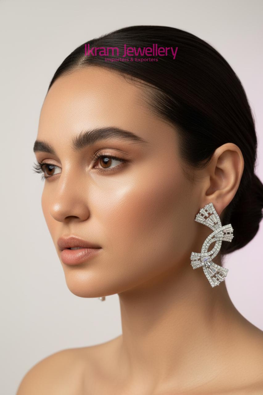 TESSA EARRING