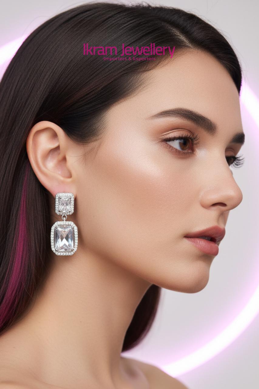 GRACE EARRING