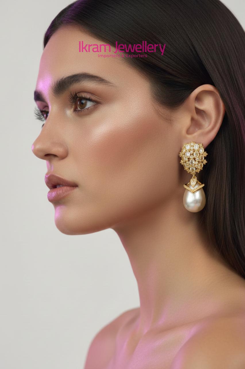 OPAL EARRING