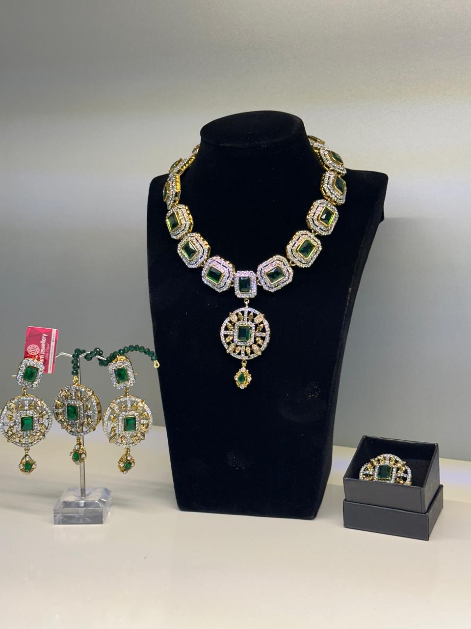 NOOR SET