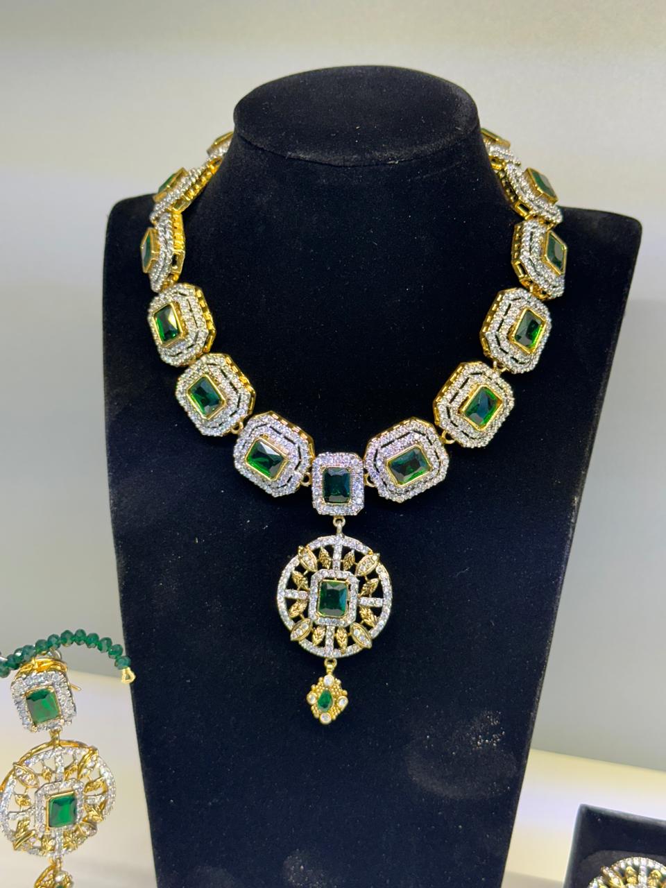 NOOR SET